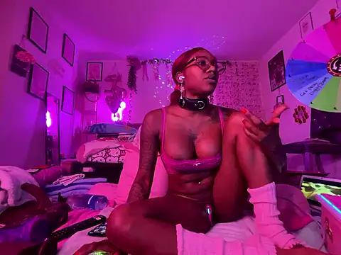 VixenCapri online show from January 10, 2026, 9:22 am