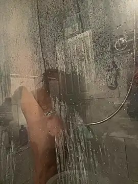 RoodoggXL online show from December 25, 2024, 1:42 am