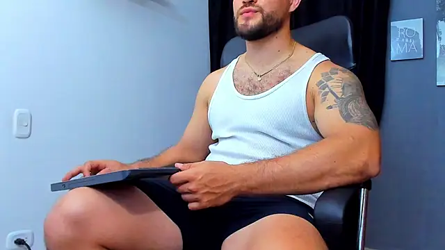 AndrewDiaz online show from November 5, 2025, 3:39 am