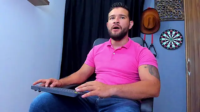 AndrewDiaz online show from March 28, 2026, 6:24 am