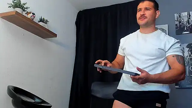 AndrewDiaz online show from July 22, 2026, 8:17 am