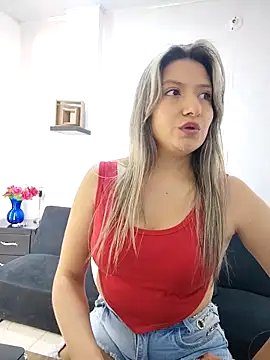 valeriahunter1 online show from March 16, 2026, 10:25 pm