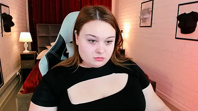 Snapshot of KimberlyMaran chatting on January 10, 2025, 9:13 am KimberlyMaran online show from January 10, 2025, 9:13 am