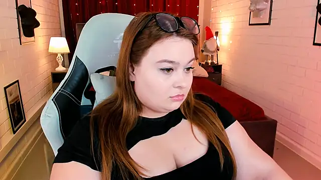 Snapshot of KimberlyMaran chatting on January 10, 2025, 12:15 pm KimberlyMaran online show from January 10, 2025, 12:15 pm