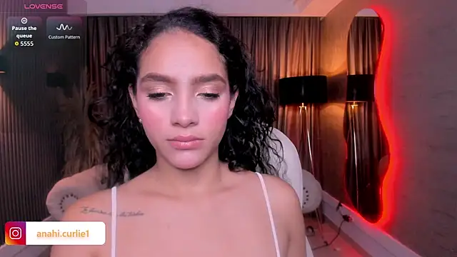 anahi curlie1 online show from June 16, 2026, 11:24 am