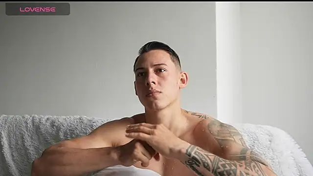 Muscle King Cum online show from May 29, 2026, 1:53 pm