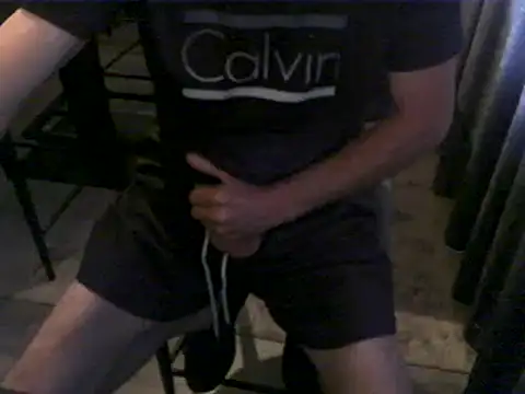 Snapshot of hornyman18cm39 chatting on May 31, 2026, 6:42 am hornyman18cm39 online show from May 31, 2026, 6:42 am