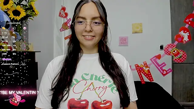 Valery7rose  online show from September 21, 2025, 2:29 pm