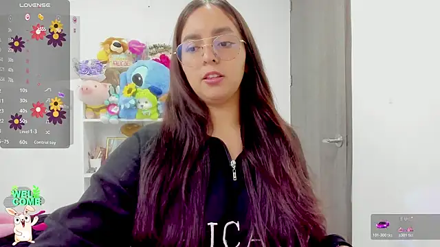 Valery7rose  online show from July 2, 2026, 4:24 pm