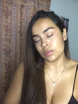 JuanaSimons online show from March 7, 2026, 1:24 am