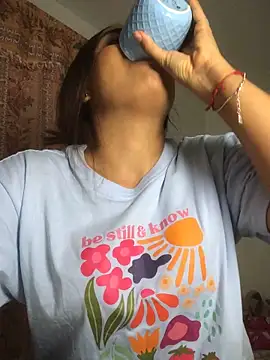 JuanaSimons online show from April 24, 2026, 2:03 am