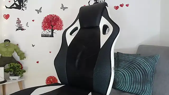 Angel bran online show from September 11, 2025, 5:24 pm