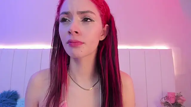 CAMILLEN PETTID online show from November 1, 2025, 10:56 pm