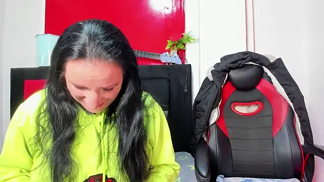 Andrefoxx  online show from October 28, 2025, 3:21 am