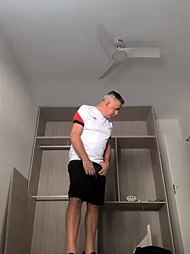 parejamlga58 online show from October 2, 2025, 10:33 am