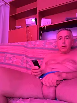 parejamlga58 online show from October 11, 2025, 10:52 pm