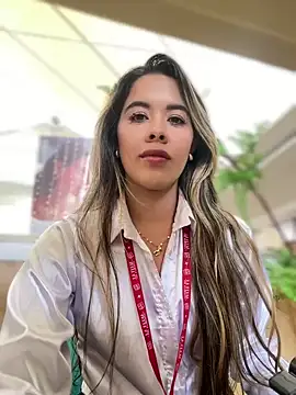 Emilia Bakerr online show from December 16, 2024, 7:32 pm