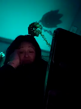 sweetkitty111 online show from October 27, 2025, 6:50 am