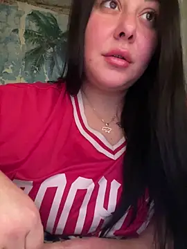 DaisyStreet online show from December 14, 2025, 4:45 pm