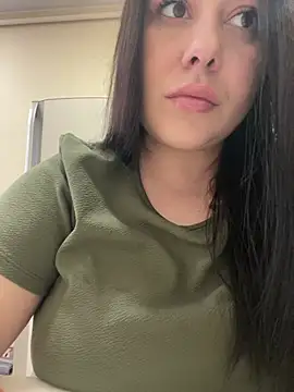 DaisyStreet online show from April 8, 2026, 8:25 am