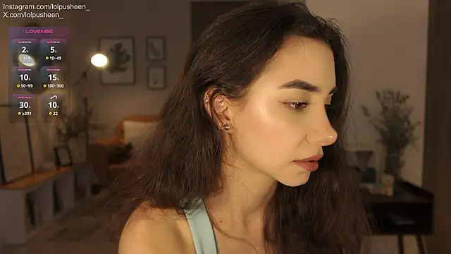 JulietteDee online show from May 25, 2026, 9:21 pm
