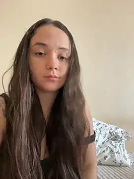 brazillliangirl online show from February 27, 2026, 4:51 pm