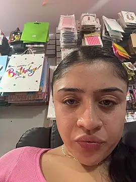 lucianaroy online show from October 22, 2025, 5:24 pm