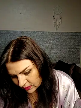 kataleya94 online show from December 16, 2025, 4:01 pm