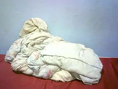 honeypotsweet online show from October 7, 2025, 8:33 am