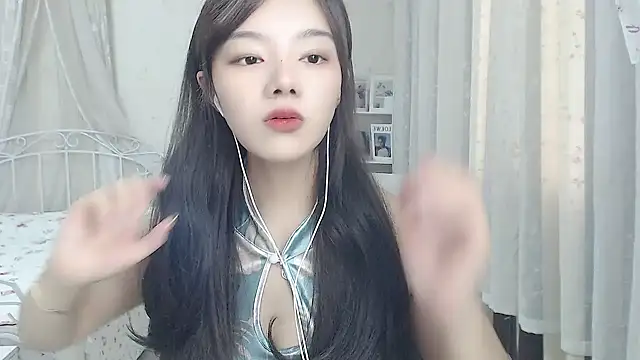 Jenny-Z online show from May 28, 2026, 1:47 am