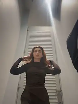 QuitieLia online show from October 14, 2025, 8:15 am