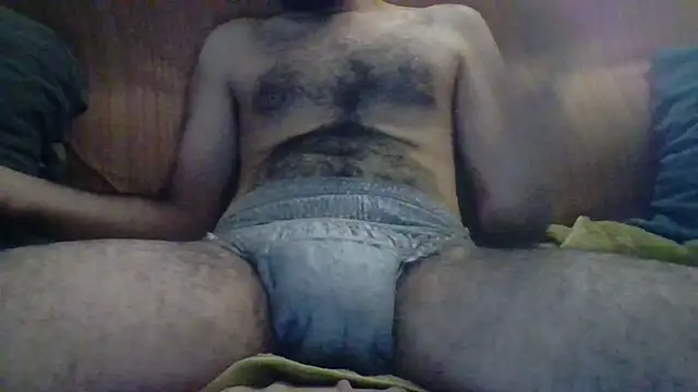 elpanamiguel25 online show from September 9, 2025, 6:57 am