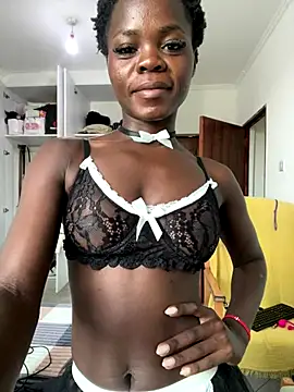 Snapshot of petiteebony_81 chatting on October 26, 2025, 5:02 am petiteebony 81 online show from October 26, 2025, 5:02 am