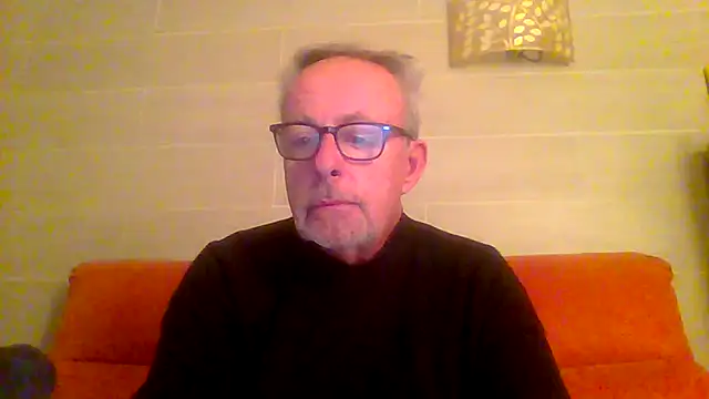 tuggy59 online show from February 13, 2026, 5:47 am