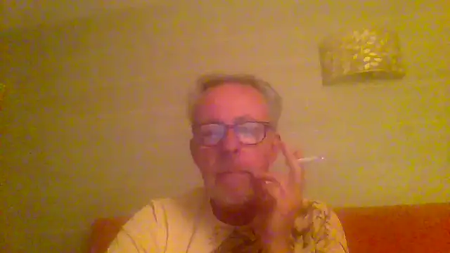 Snapshot of tuggy59 chatting on May 17, 2026, 4:32 am tuggy59 online show from May 17, 2026, 4:32 am