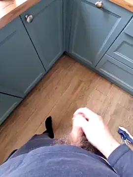 Snapshot of hairydickfr chatting on March 13, 2025, 12:13 pm hairydickfr online show from March 13, 2025, 12:13 pm