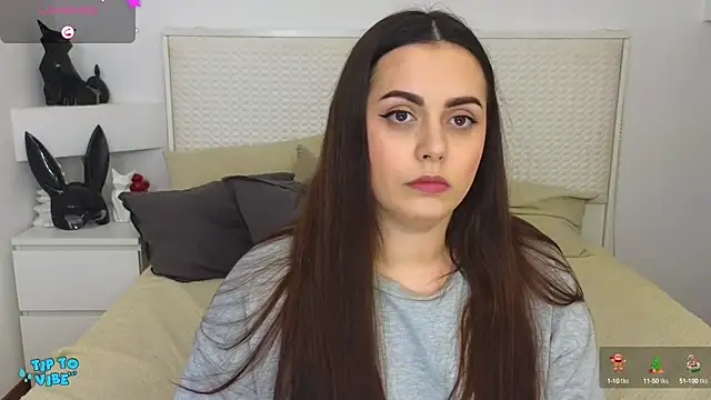 Snapshot of Eva_Rogers_ chatting on January 14, 2025, 1:28 pm Eva Rogers online show from January 14, 2025, 1:28 pm