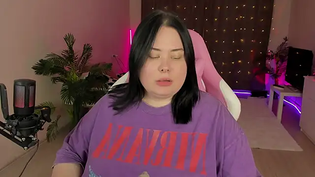 Akemi BBW online show from October 3, 2025, 4:48 pm