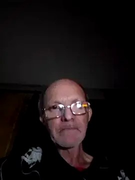 Snapshot of oksana722 chatting on October 27, 2025, 11:03 am oksana722 online show from October 27, 2025, 11:03 am