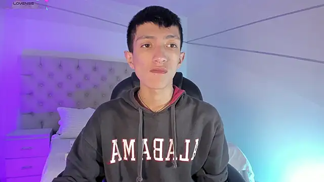 DereckCooperr online show from December 29, 2024, 10:36 pm