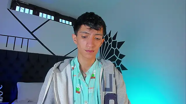 DereckCooperr online show from March 20, 2025, 9:56 pm