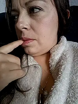 Snapshot of seherlatin chatting on October 12, 2025, 5:12 pm seherlatin online show from October 12, 2025, 5:12 pm