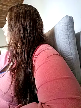 Snapshot of seherlatin chatting on November 12, 2025, 3:56 pm seherlatin online show from November 12, 2025, 3:56 pm