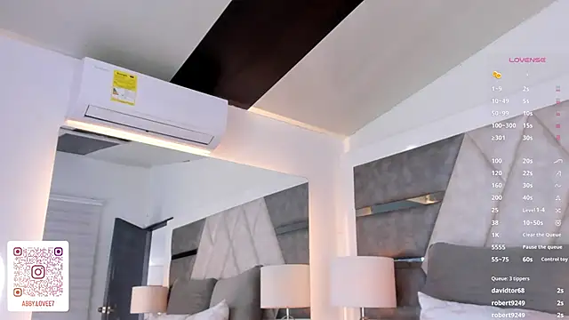 Gabbyy  online show from January 29, 2025, 4:52 pm