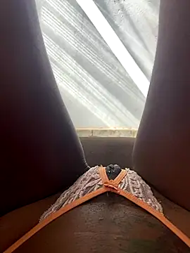 Snapshot of MariaLorenaah chatting on October 20, 2025, 5:57 pm MariaLorenaah online show from October 20, 2025, 5:57 pm