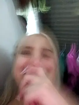 Snapshot of eva-2023 chatting on January 2, 2025, 11:27 pm eva-2023 online show from January 2, 2025, 11:27 pm