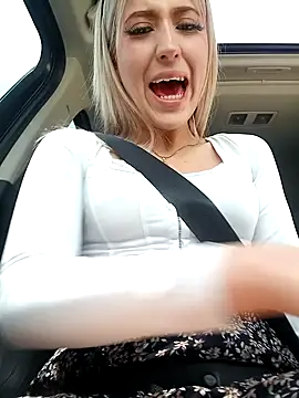 Snapshot of eva-2023 chatting on January 14, 2025, 4:40 pm eva-2023 online show from January 14, 2025, 4:40 pm