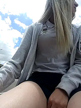 Snapshot of eva-2023 chatting on January 23, 2025, 5:21 pm eva-2023 online show from January 23, 2025, 5:21 pm