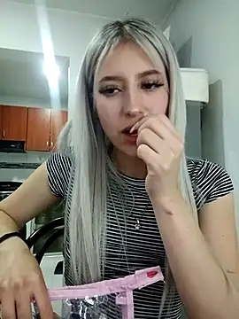 Snapshot of eva-2023 chatting on February 22, 2025, 11:35 pm eva-2023 online show from February 22, 2025, 11:35 pm