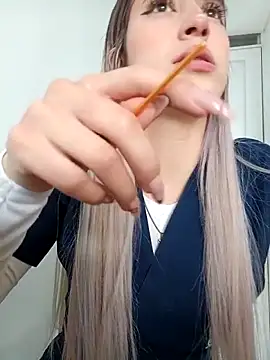 Snapshot of eva-2023 chatting on September 19, 2025, 8:31 pm eva-2023 online show from September 19, 2025, 8:31 pm